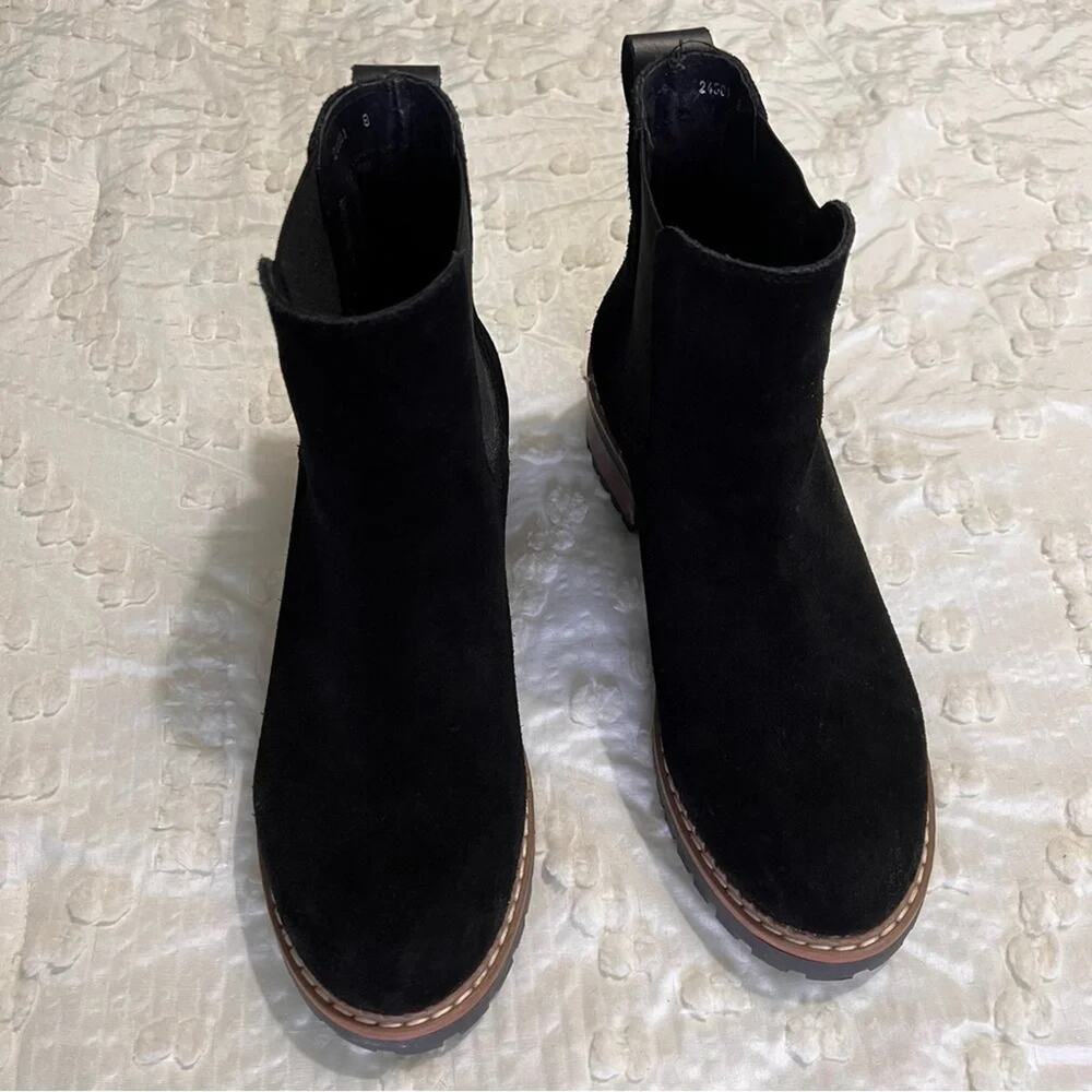Bertuchi Black Suede Booties Size 39 - Picture 2 of 10